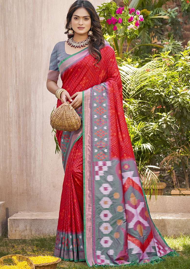 Red Embroidery Silk Blend Saree Set for Diwali and Festive Wear - Indya