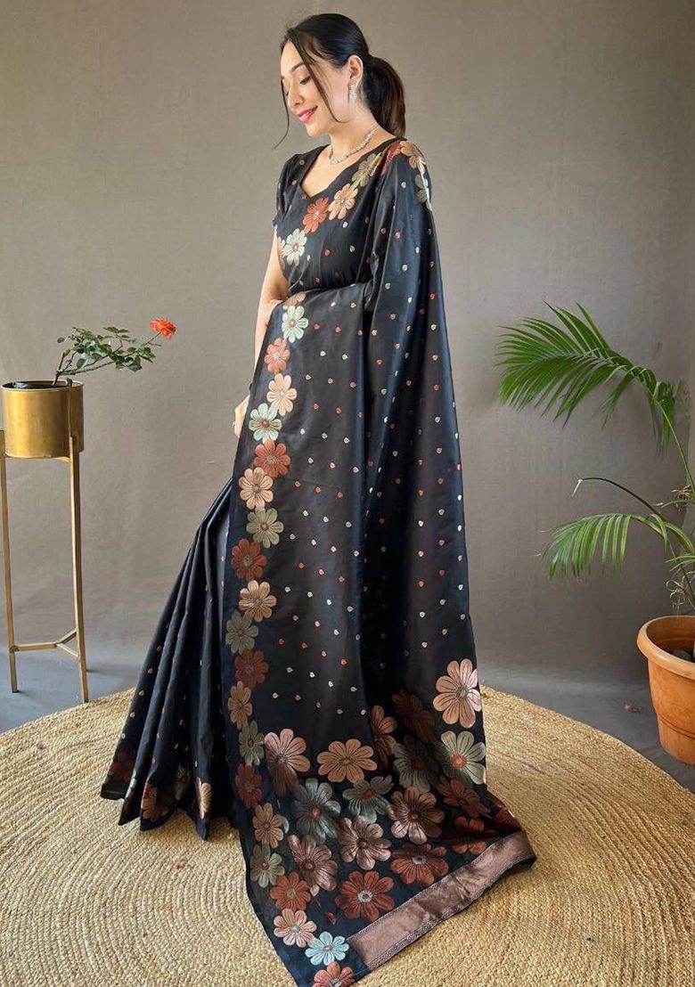 Red Jacquard Silk Saree Set - Indya