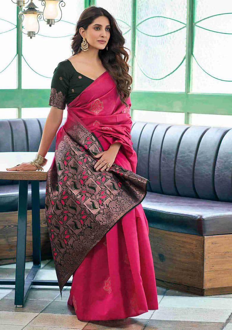 Yellow Green Jacquard Silk Saree Set - Indya