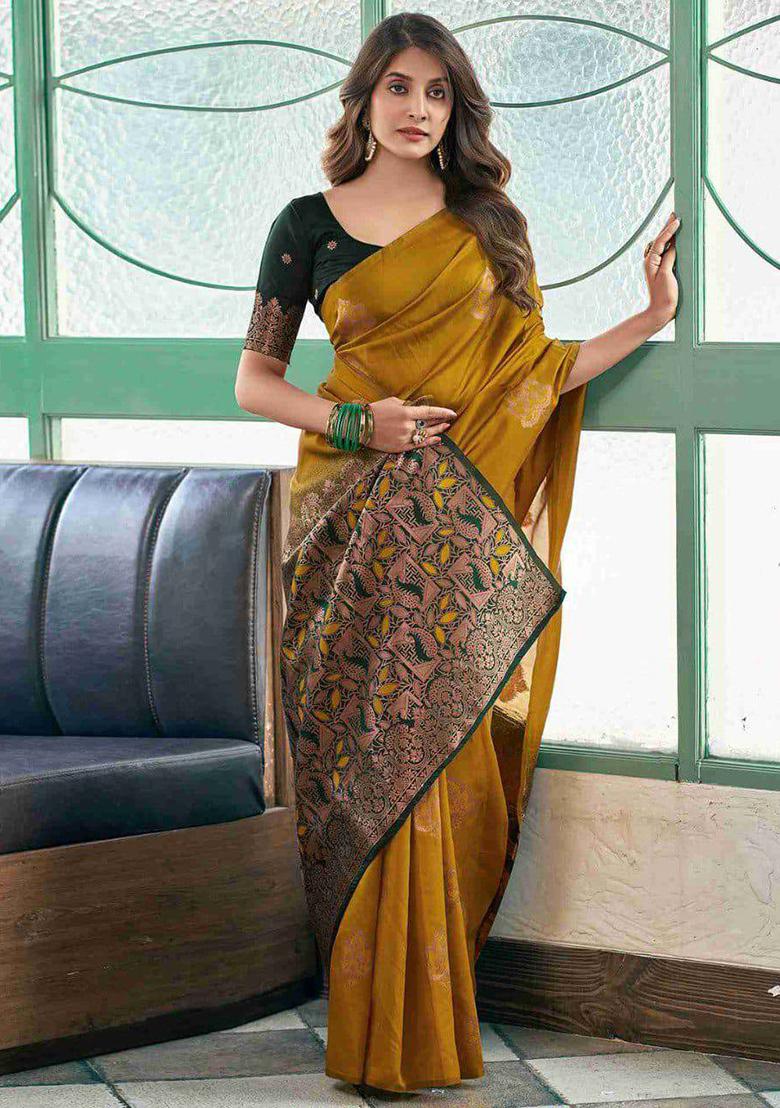 Pink Jacquard Silk Saree Set - Indya