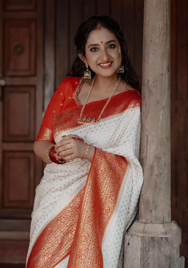 Orange White Jacquard Silk Blend Saree Set for Diwali | Wedding & Festive Wear - Indya