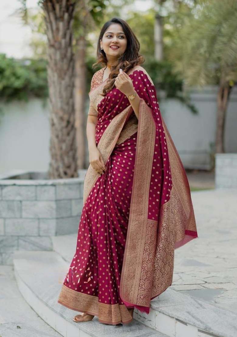 Maroon Jacquard Silk Blend Saree Set for Diwali | Wedding & Festive Wear - Indya