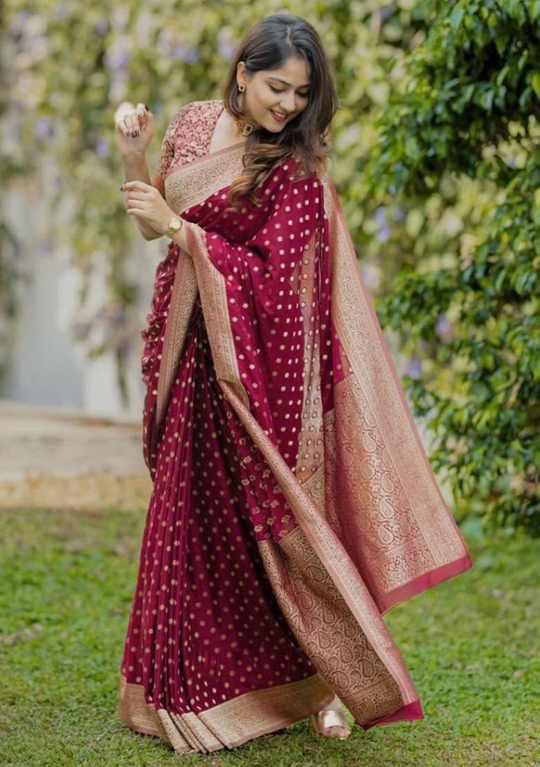 Maroon Jacquard Silk Blend Saree Set for Diwali | Wedding & Festive Wear - Indya