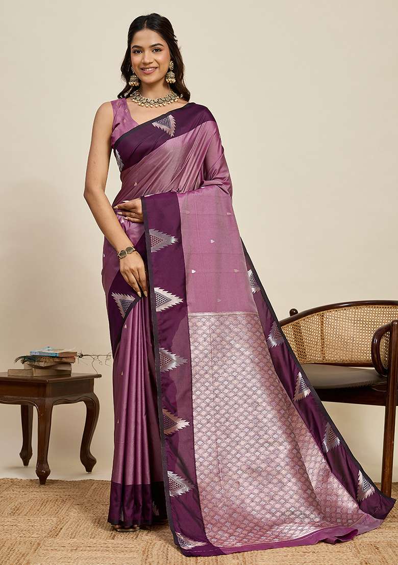 Peach Weaved Silk Blend Saree Set for Diwali and Festive Wear - Indya