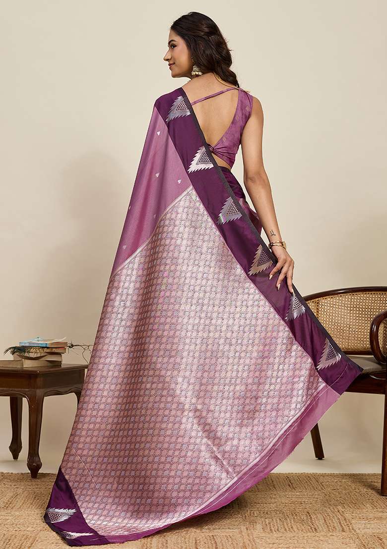 Peach Weaved Silk Blend Saree Set for Diwali and Festive Wear - Indya