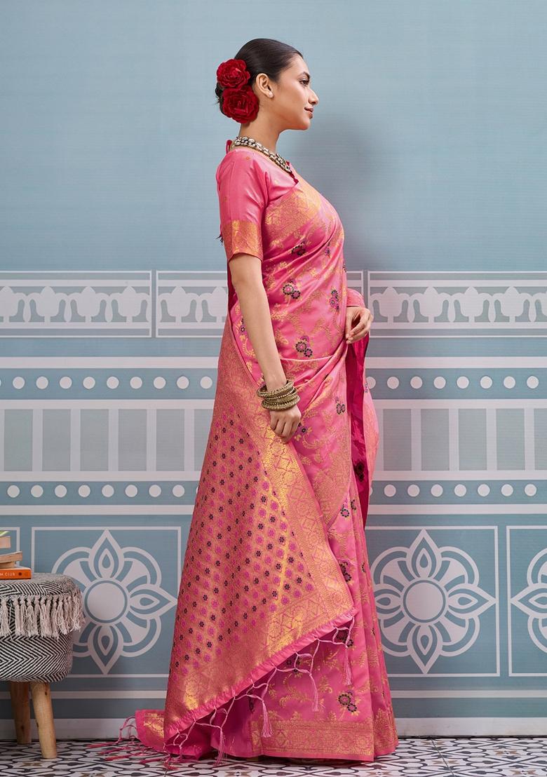 Peach Woven Silk Saree Set - Indya
