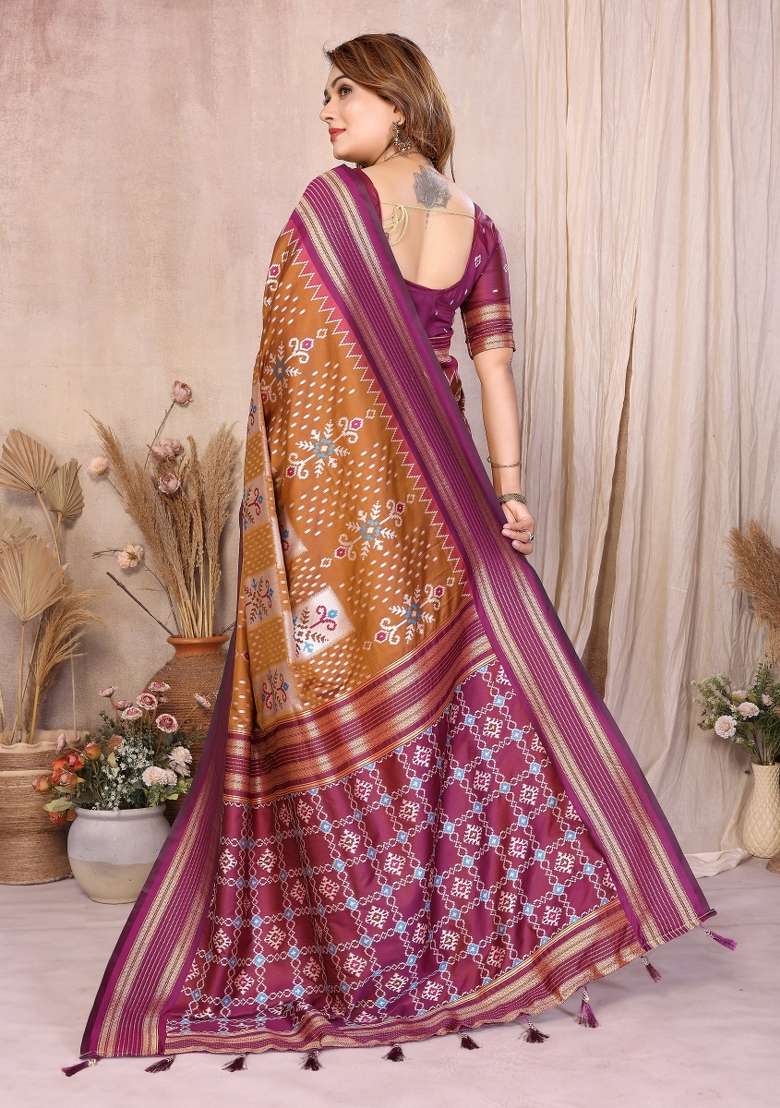 Brown Blended Silk Blend Saree Set for Diwali and Festive Wear - Indya