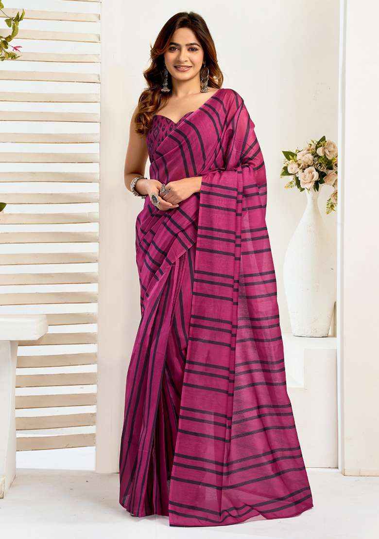 Magenta Linen Saree Set with Printed for Diwali | Wedding & Festive Wear - Indya