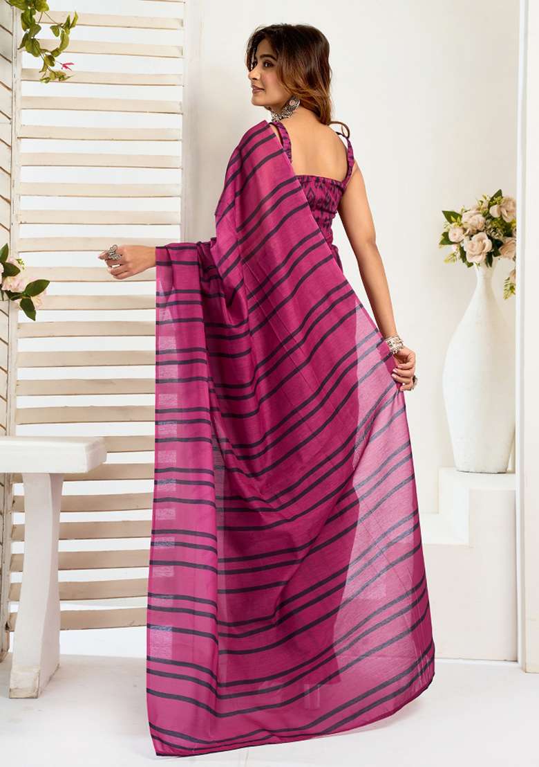 Magenta Linen Saree Set with Printed for Diwali | Wedding & Festive Wear - Indya