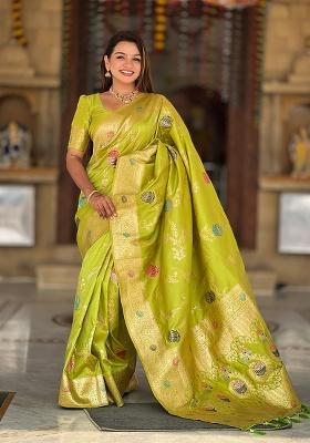Perrot Green Weaving Work Silk Saree Set