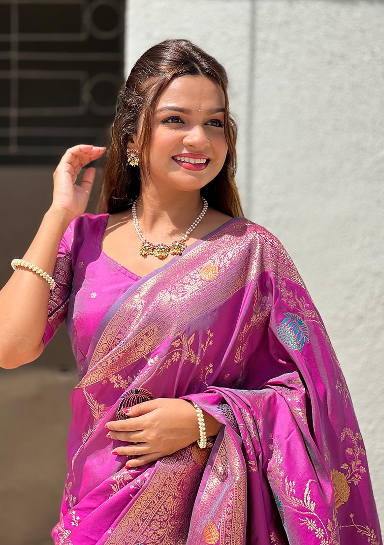 Onion Weaving Work Silk Saree Set - Indya