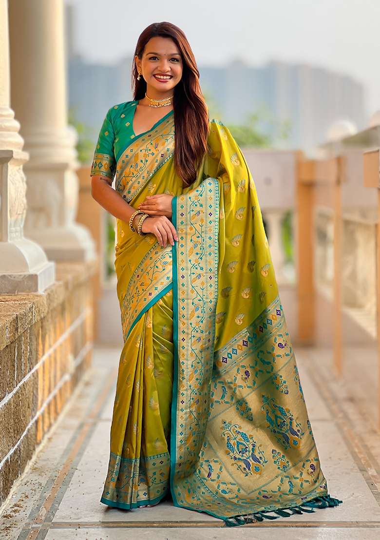 Perrot Green Weaving Work Silk Blend Saree Set for Diwali | Wedding & Festive Wear - Indya