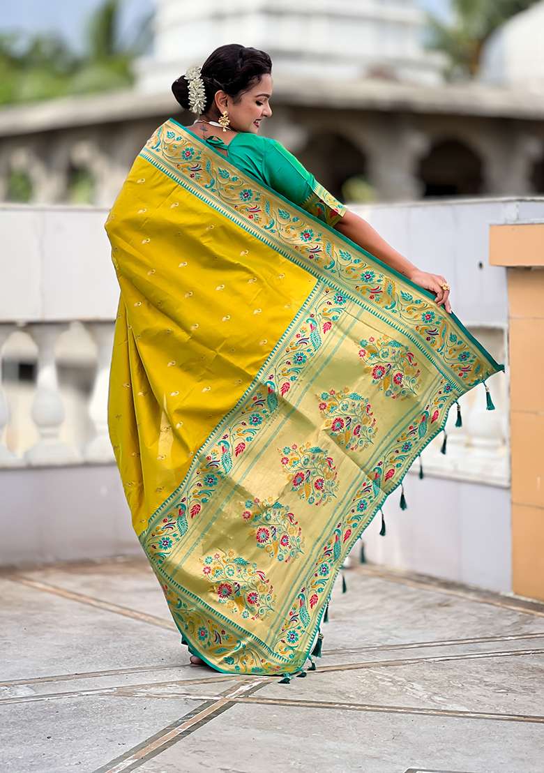 Perrot Green Weaving Work Silk Blend Saree Set for Diwali | Wedding & Festive Wear - Indya