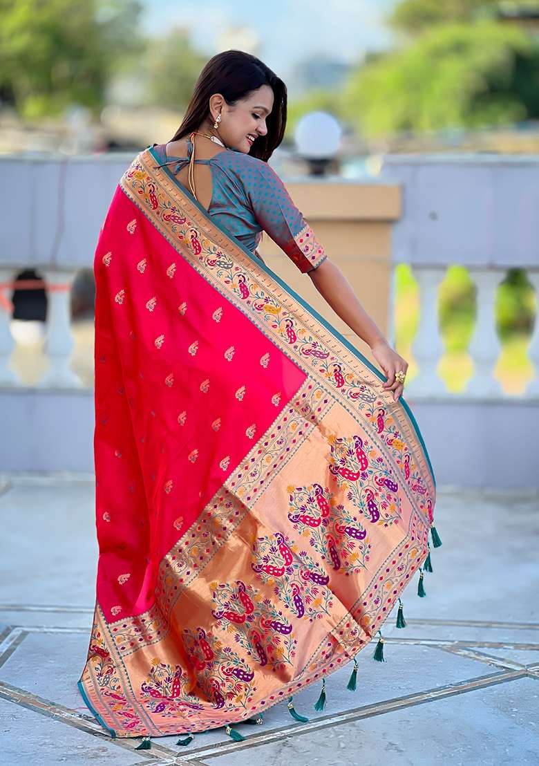 Pink Woven Silk Blend Saree Set for Diwali and Festive Wear - Indya