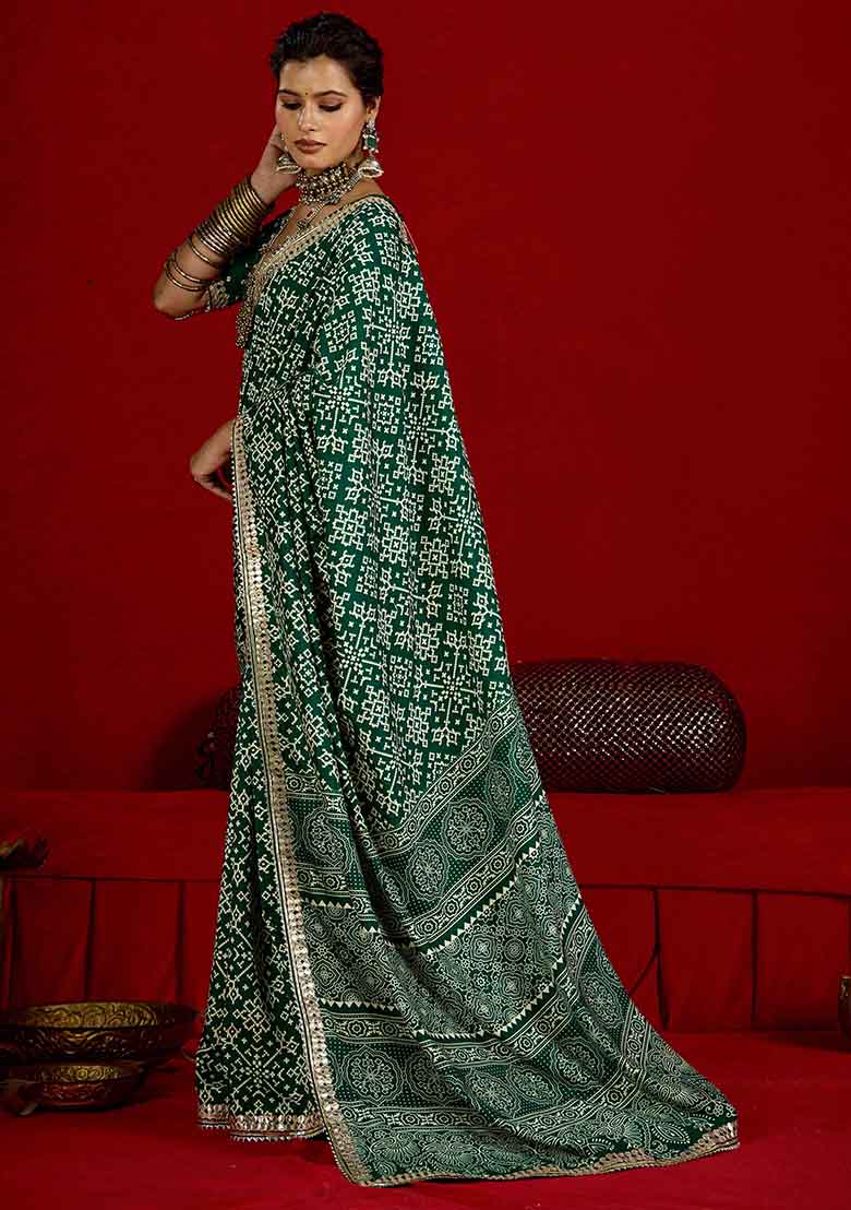 Green Printed Silk Blend Saree Set - Indya