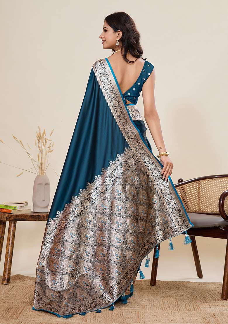 Teal Woven Silk Blend Saree Set for Diwali and Festive Wear - Indya