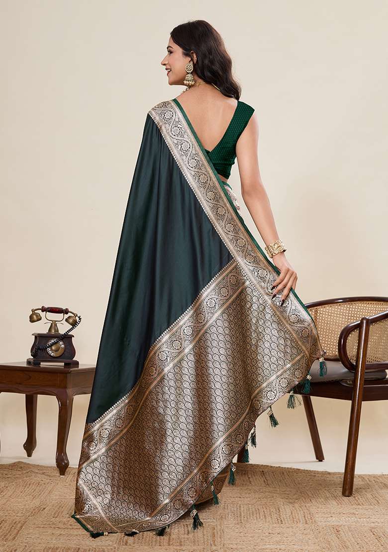 Green Woven Silk Blend Saree Set for Diwali and Festive Wear - Indya