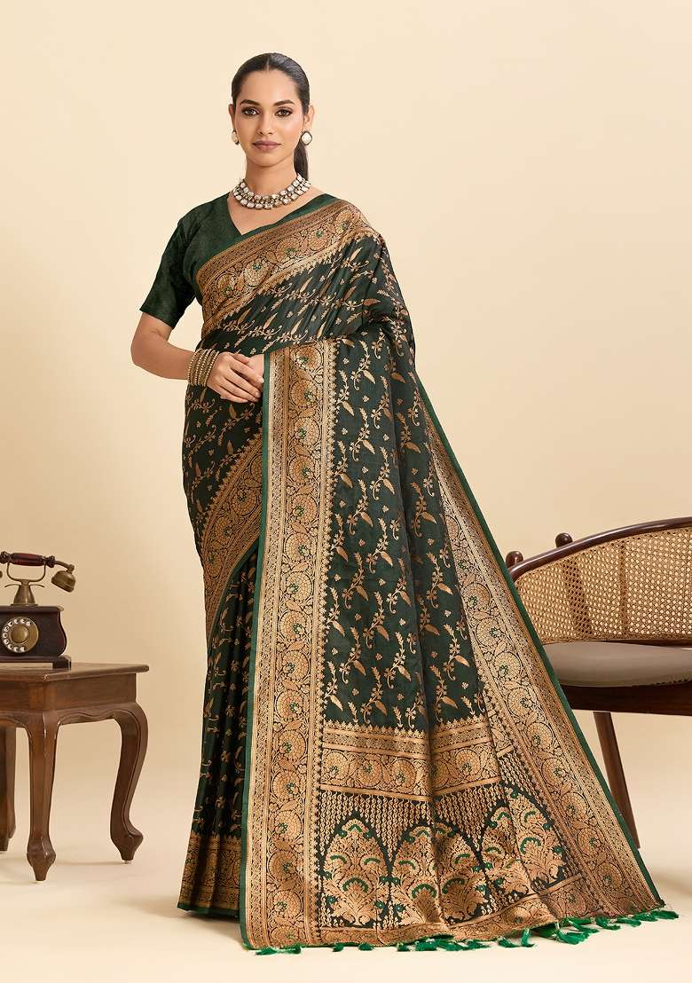Green Woven Silk Blend Saree Set for Diwali | Wedding & Festive Wear - Indya