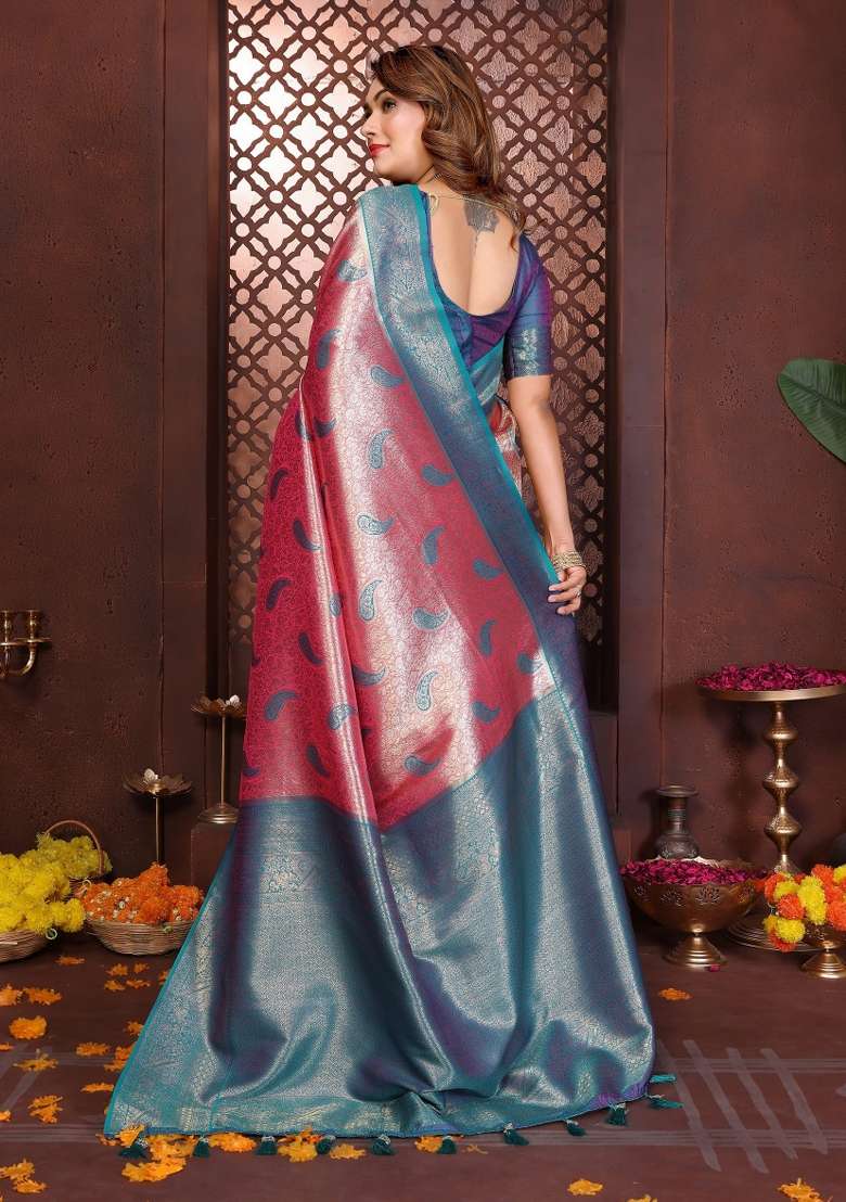 Pink Woven Silk Blend Saree Set for Diwali and Festive Wear - Indya