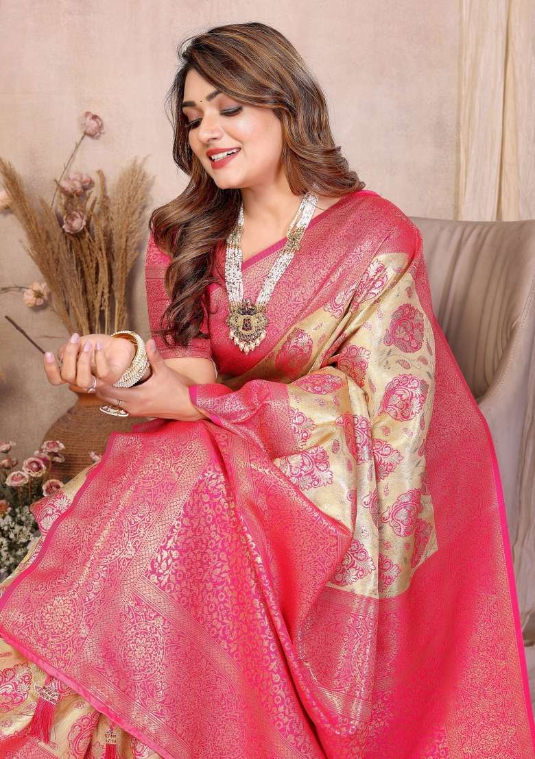 Cream Woven Silk Blend Saree Set for Diwali | Wedding & Festive Wear - Indya