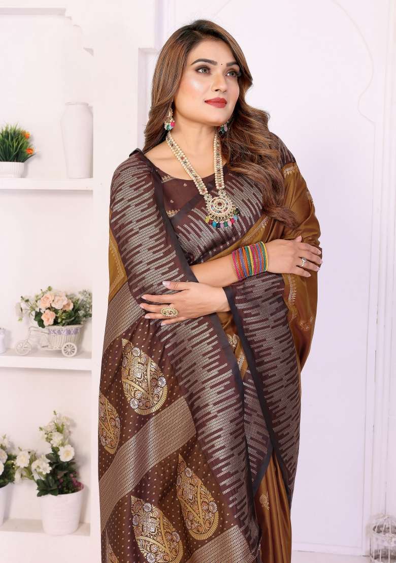 Yellow Woven Silk Blend Saree Set for Diwali and Festive Wear - Indya