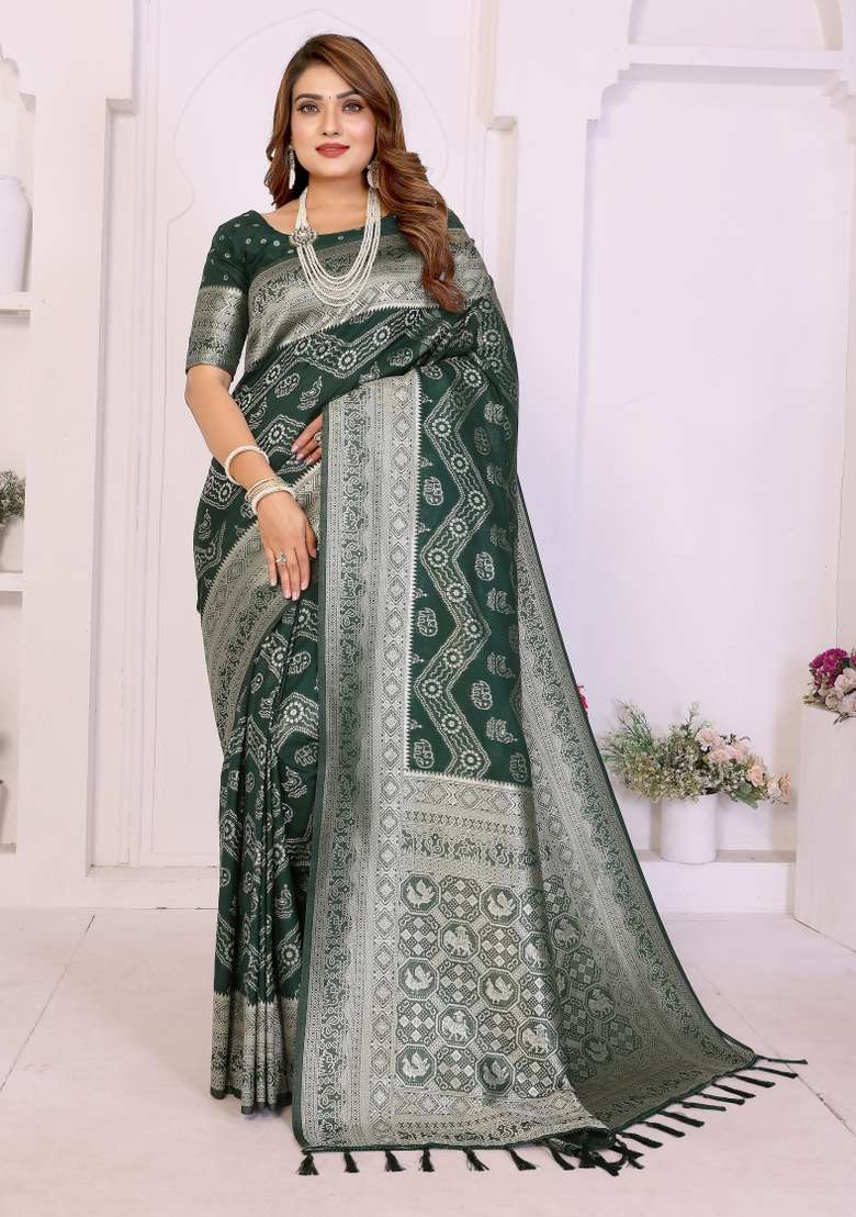 Green Woven Silk Blend Saree Set for Diwali and Festive Wear - Indya