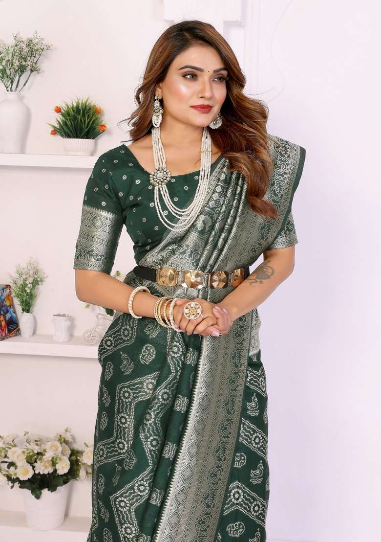 Green Woven Silk Blend Saree Set for Diwali and Festive Wear - Indya