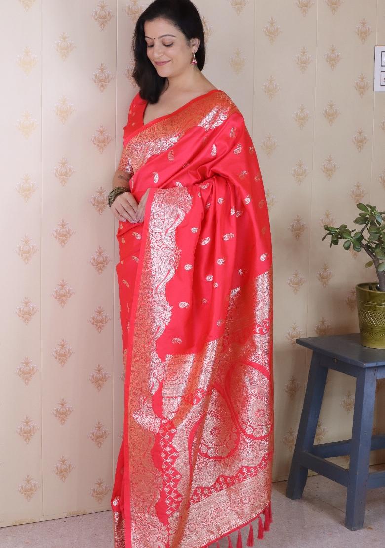 Red Woven Silk Blend Saree Set - Indya
