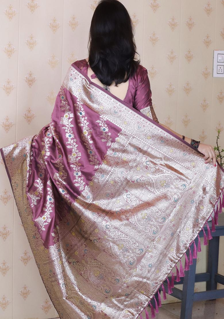 Coral Woven Silk Blend Saree Set - Indya