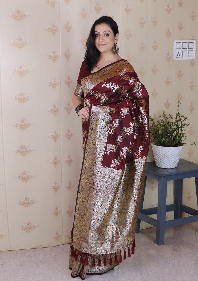 Maroon Woven Silk Blend Saree Set - Indya