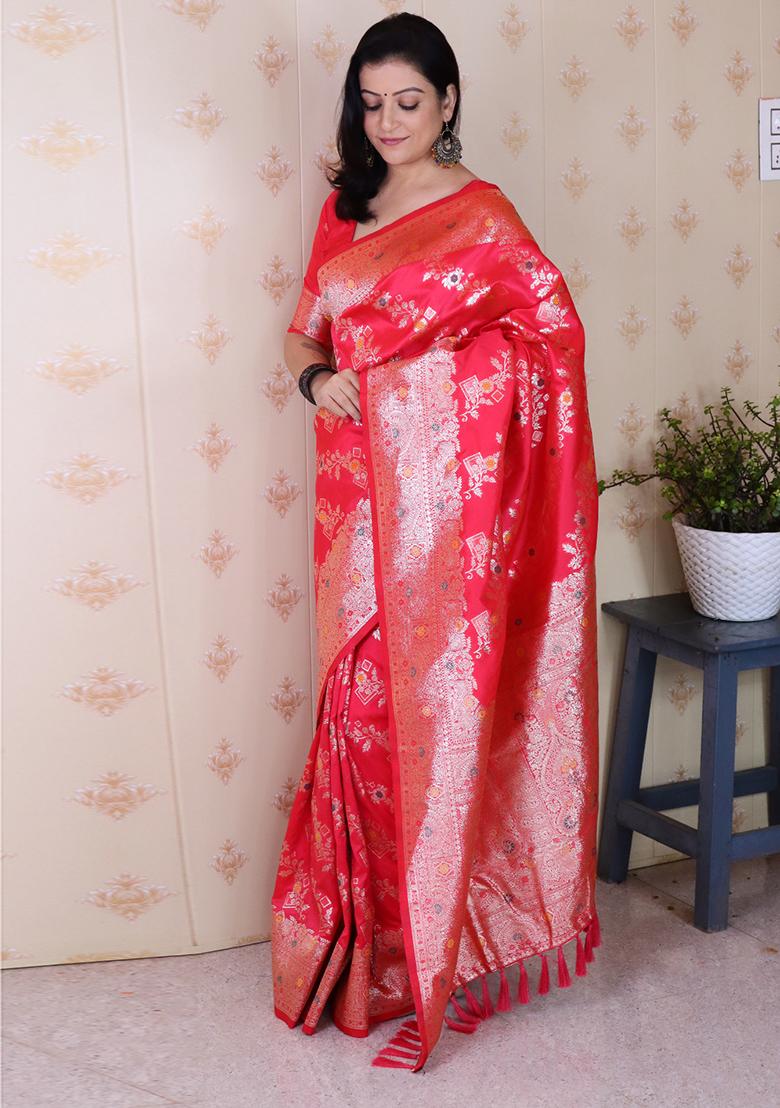 Pink Woven Silk Blend Saree Set - Indya