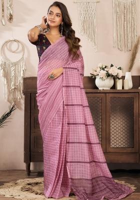 Coral Pink Paisley And Geomatric Linen Saree Set