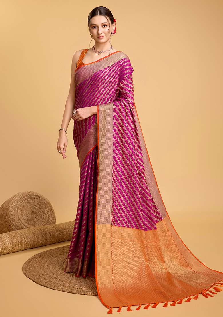 Rani Pink Patola Weaving Silk Blend Saree Set for Diwali | Wedding & Festive Wear - Indya