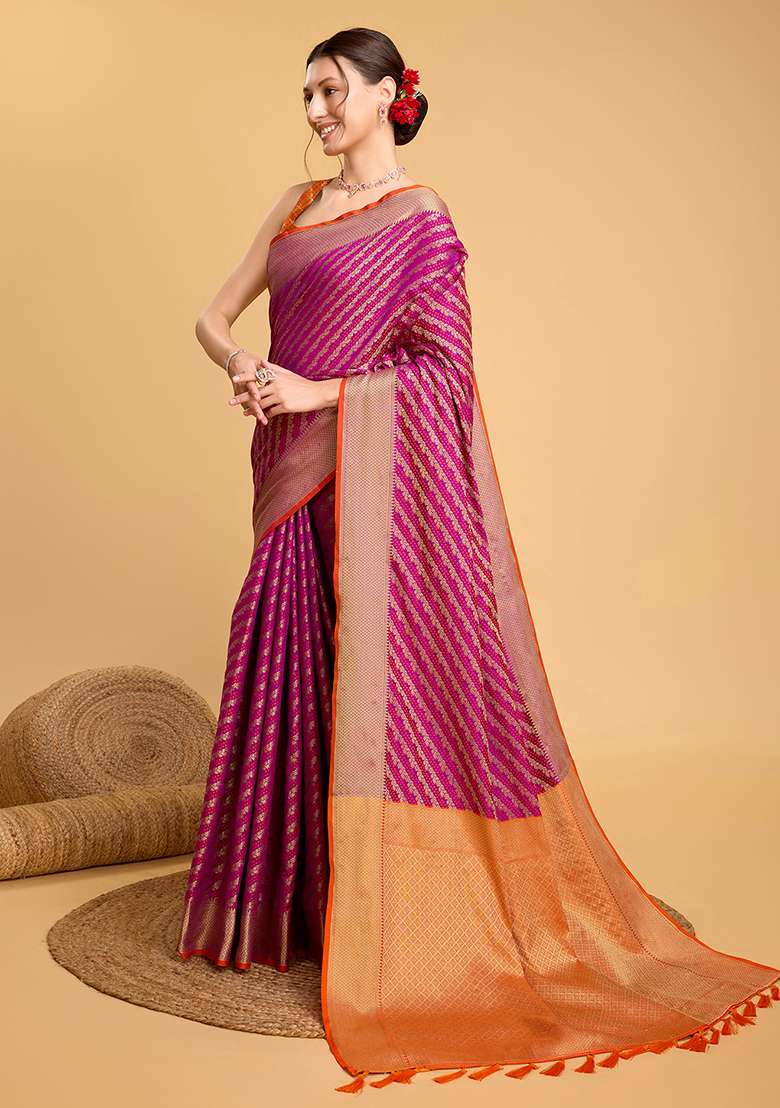 Rani Pink Patola Weaving Silk Blend Saree Set for Diwali | Wedding & Festive Wear - Indya