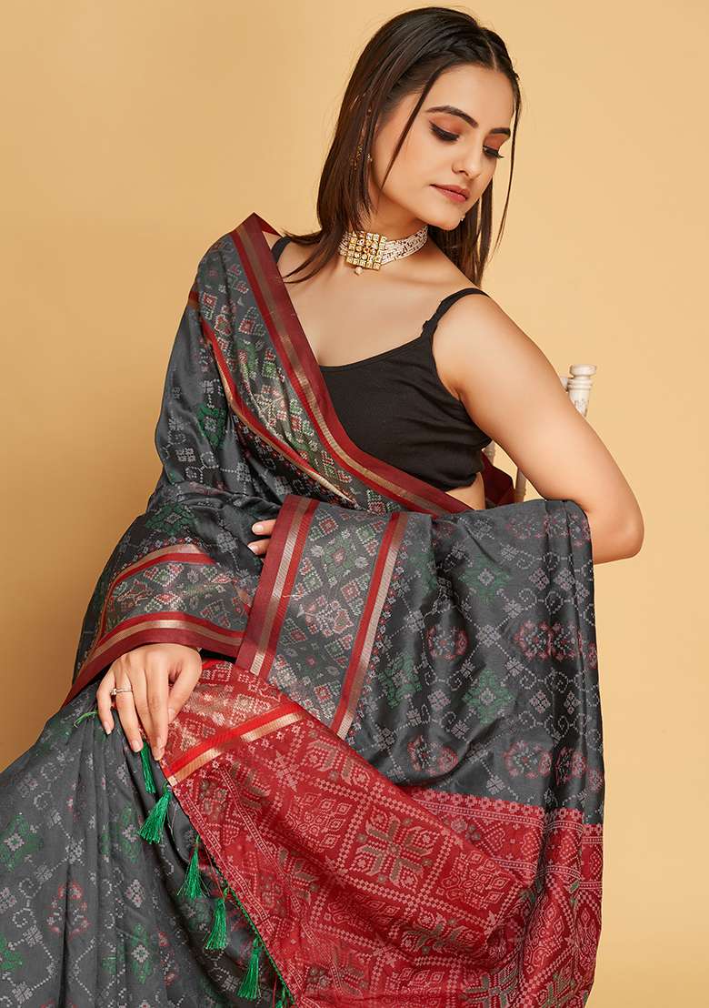 Dark Grey Patola Weaving Silk Blend Saree Set - Indya
