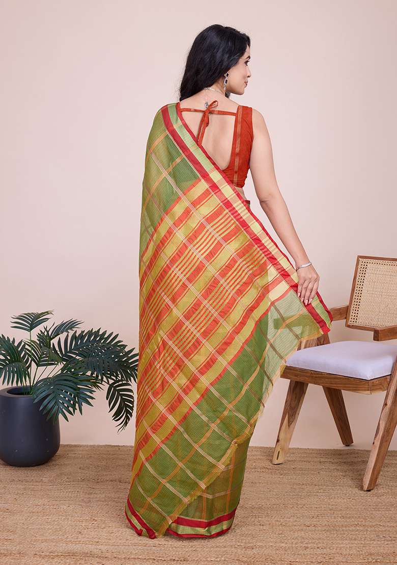 Green Gold Checked Silk Blend Saree Set for Diwali | Wedding & Festive Wear - Indya
