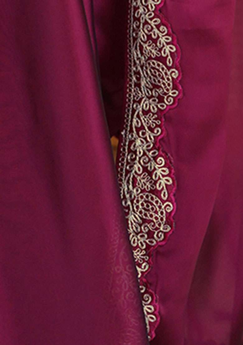 Megenta Embroidery Silk Blend Saree Set for Diwali and Festive Wear - Indya
