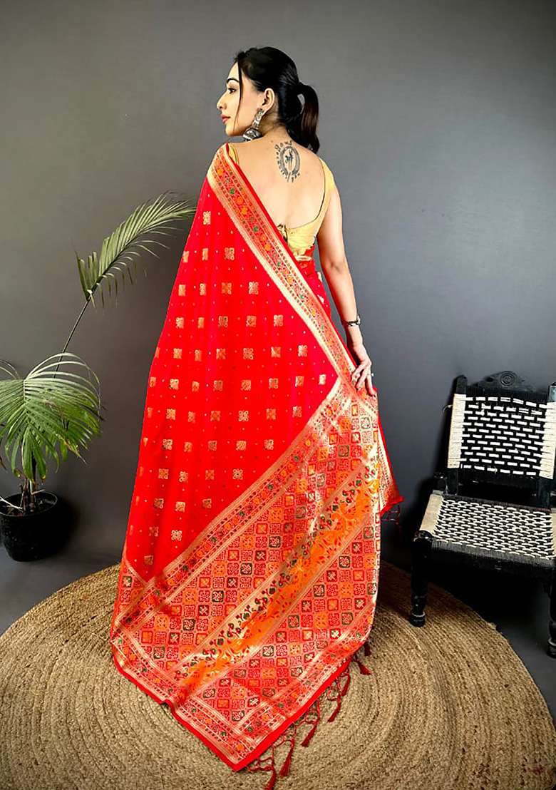 Red Meenakari Weaving Silk Blend Saree Set for Diwali and Festive Wear - Indya