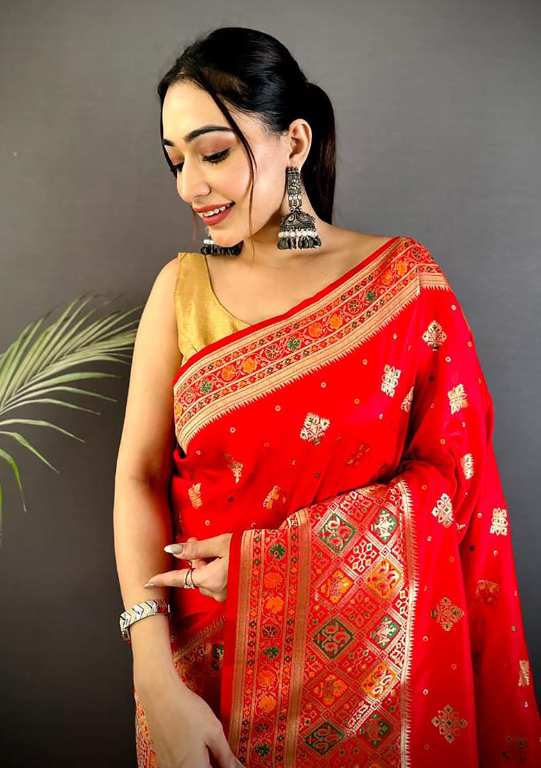 Red&nbsp; Meenakari Weaving Silk Saree Set - Indya