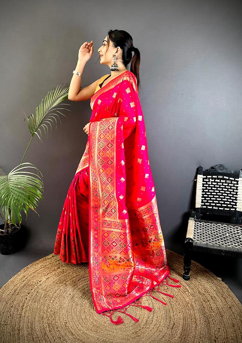 Coral Pink Meenakari Weaving Silk Saree Set - Indya