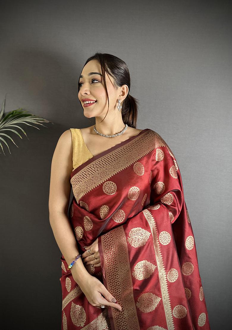 Brown Jacquard Weaving Silk Saree Set - Indya