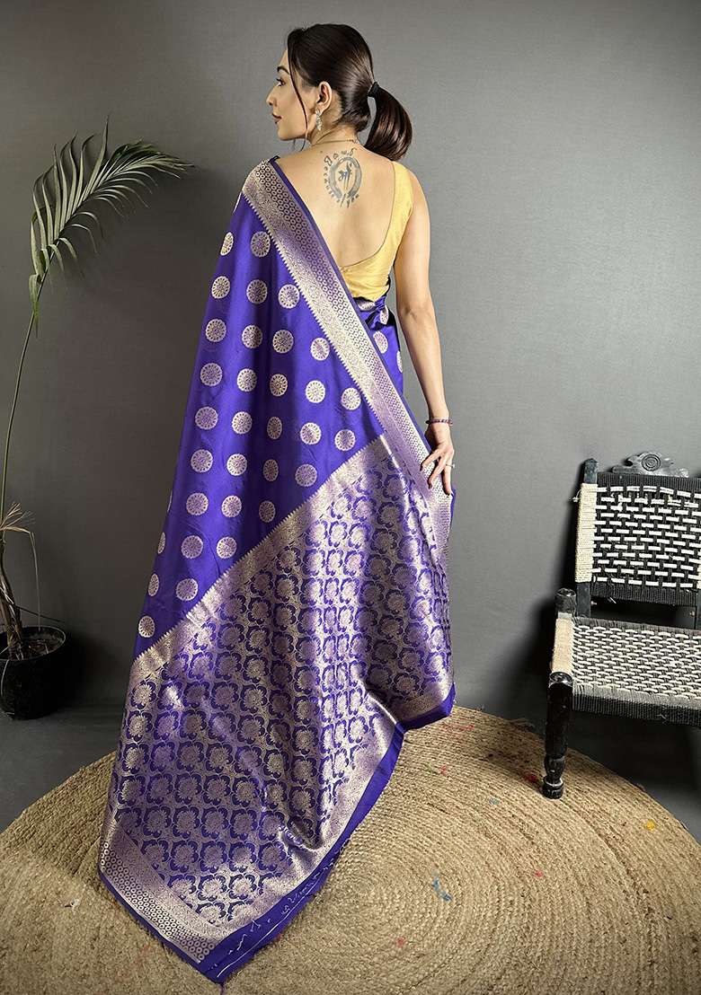 Purple Jacquard Weaving Silk Saree Set - Indya