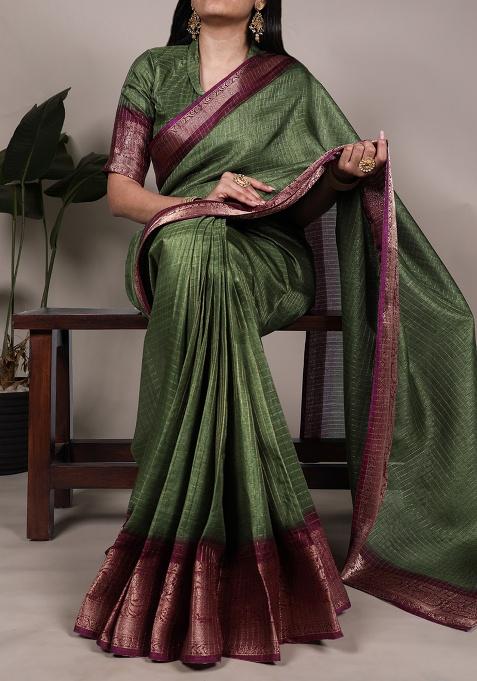 Mehendi Printed Dola Chex Saree Set