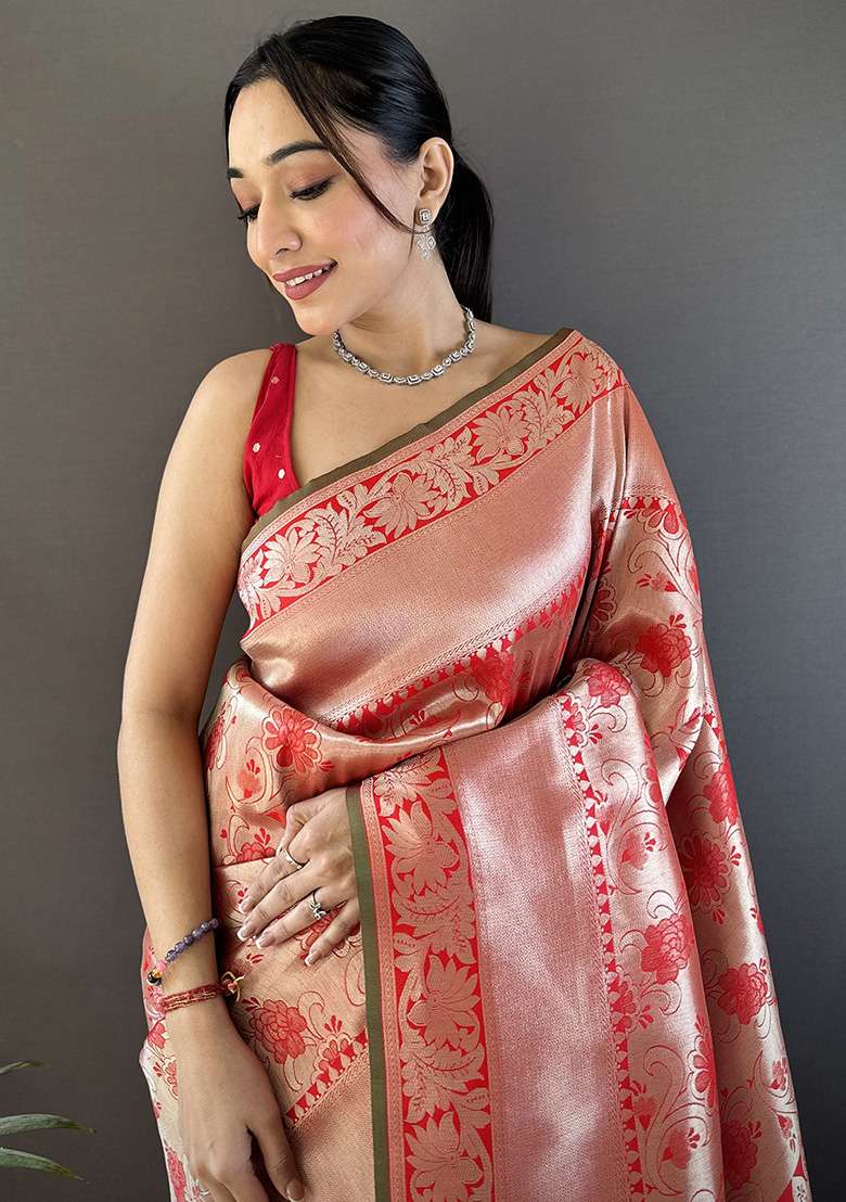 Peach Flower Jall Pattern Silk Blend Saree Set for Diwali | Wedding & Festive Wear - Indya