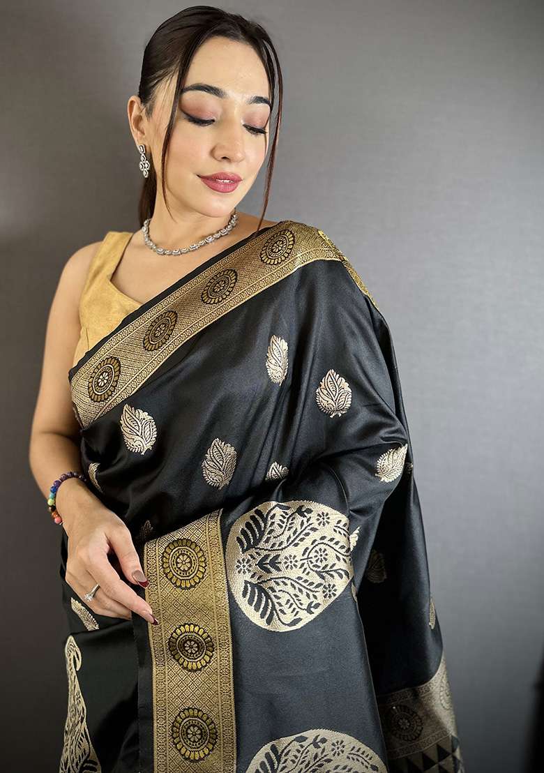 Black Paisley Silk Saree Set - Indya
