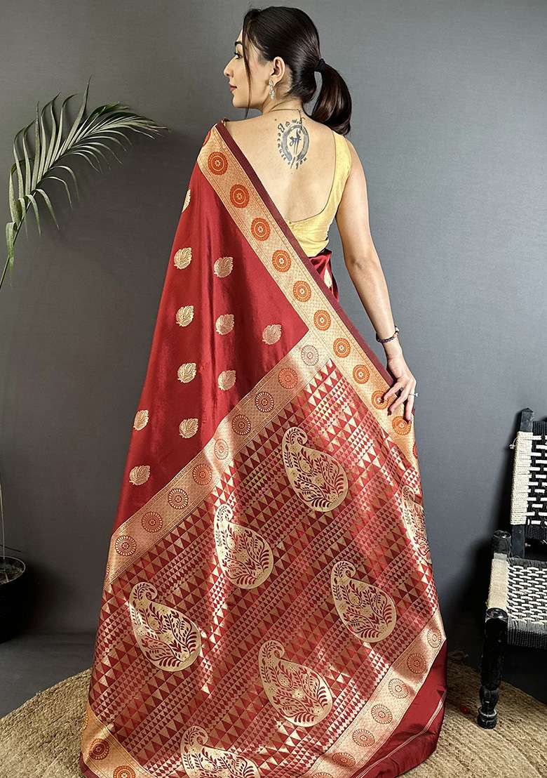 Maroon Paisley Silk Saree Set - Indya