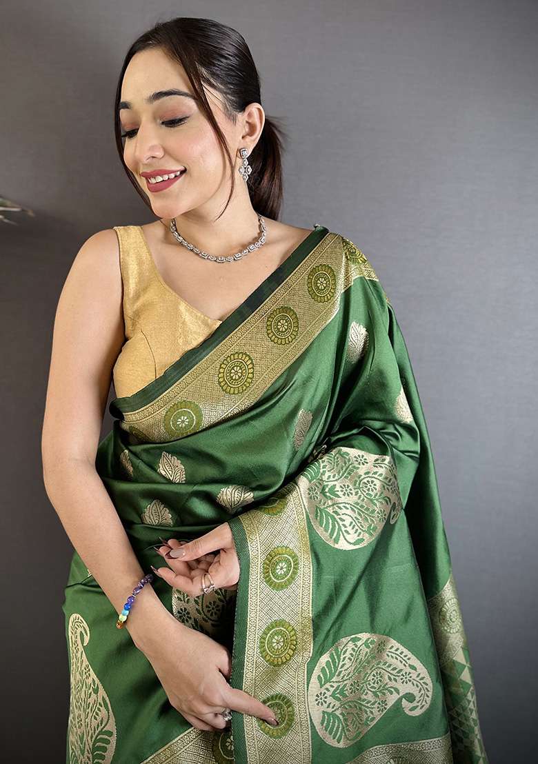 Green Paisley Silk Saree Set - Indya