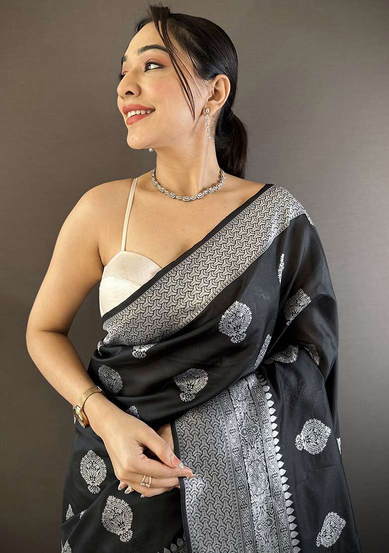Black Floral Motifs Silk Blend Saree Set for Diwali | Wedding & Festive Wear - Indya