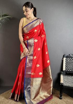 Red Intricate&nbsp;Zari Weaving Silk Saree Set