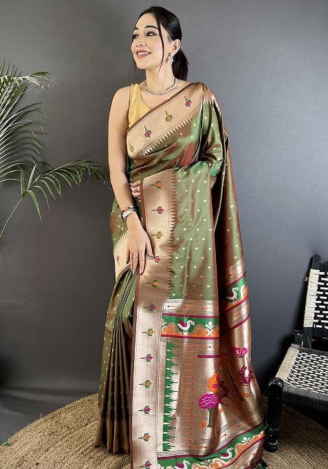 Mehendi Green Peacock & Floral Motifs Silk Saree Set
